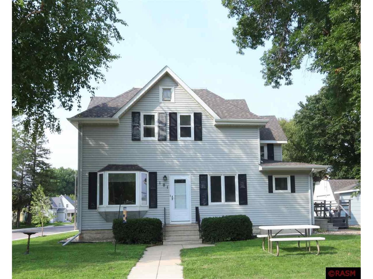 101 W 1st Street Hanska MN 56041 7033133 image1