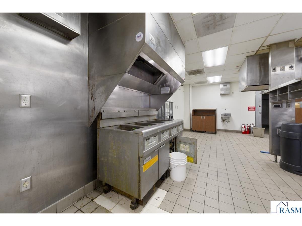 101 W Lind Court Mankato MN 56001 7039040 image15