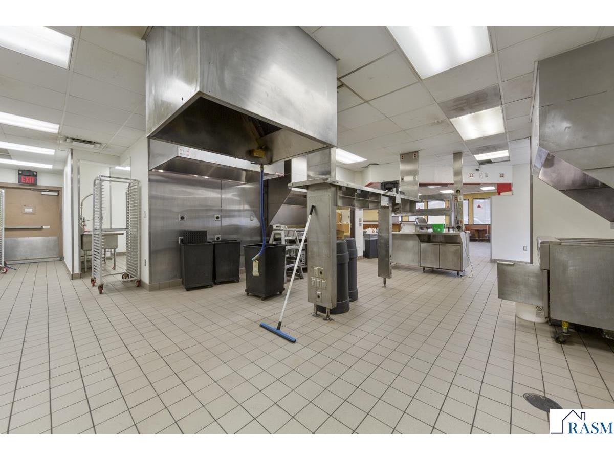 101 W Lind Court Mankato MN 56001 7039040 image17