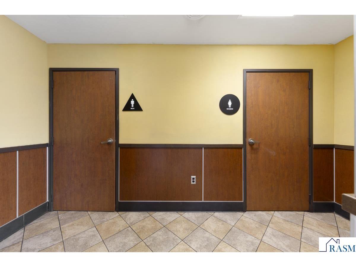 101 W Lind Court Mankato MN 56001 7039040 image27