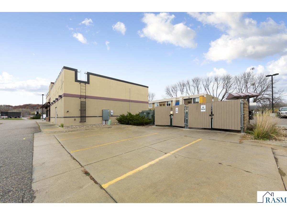 101 W Lind Court Mankato MN 56001 7039040 image37