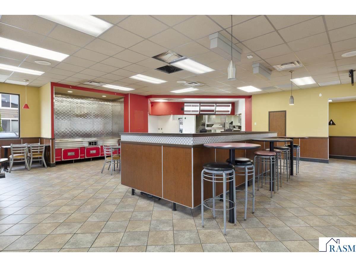 101 W Lind Court Mankato MN 56001 7039040 image5