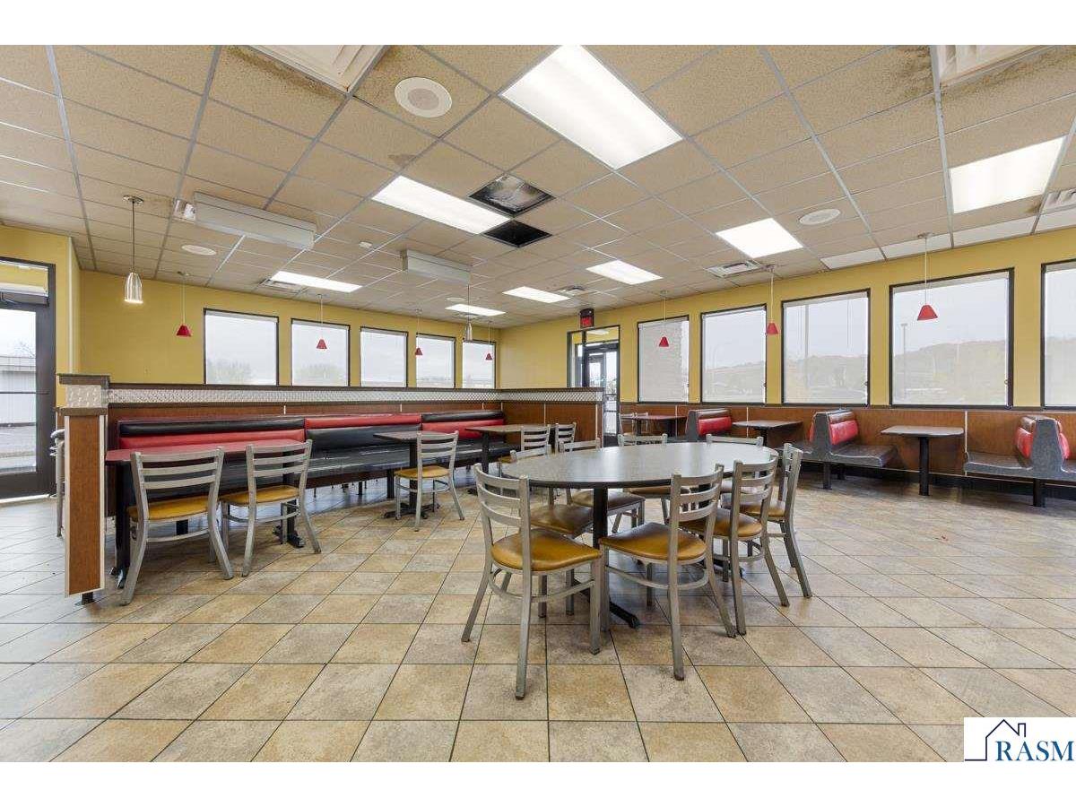 101 W Lind Court Mankato MN 56001 7039040 image9