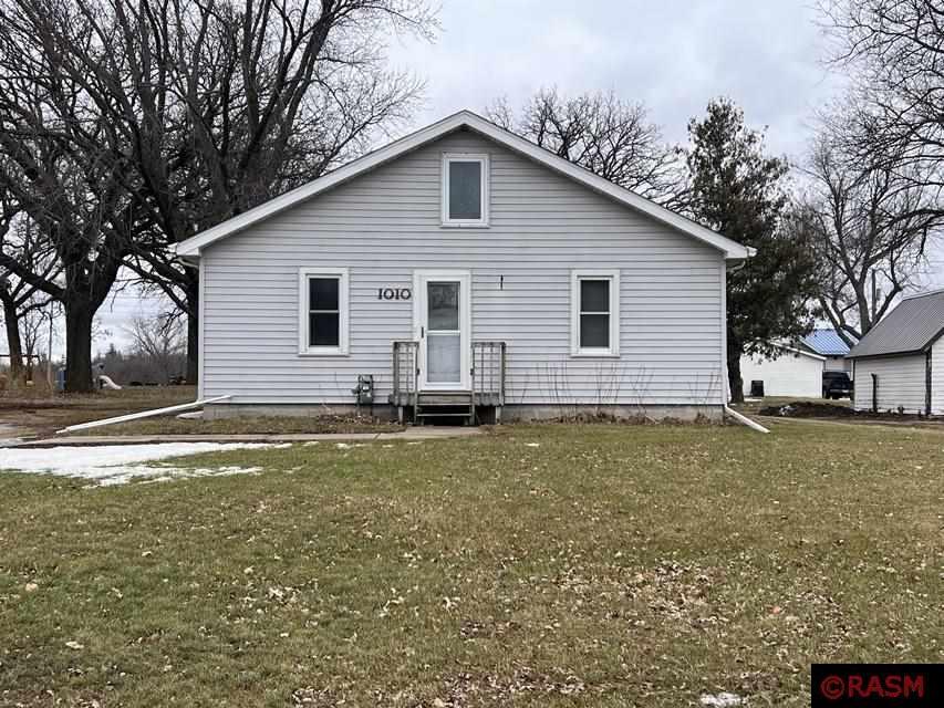 1010 E 7th Street Blue Earth MN 56013 7034202 image1