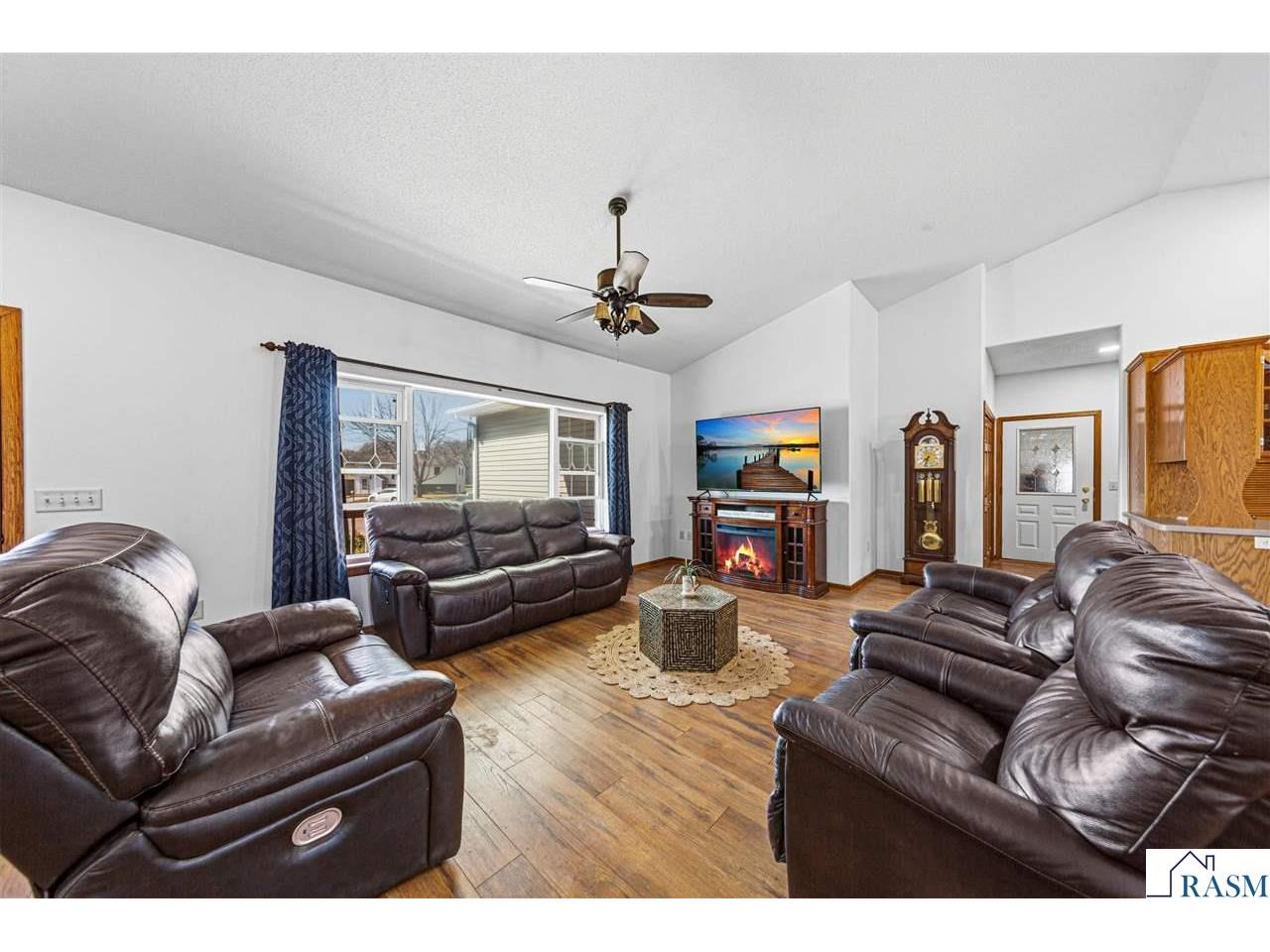 1010 N 5th Street Saint James MN 56081 7039828 image13