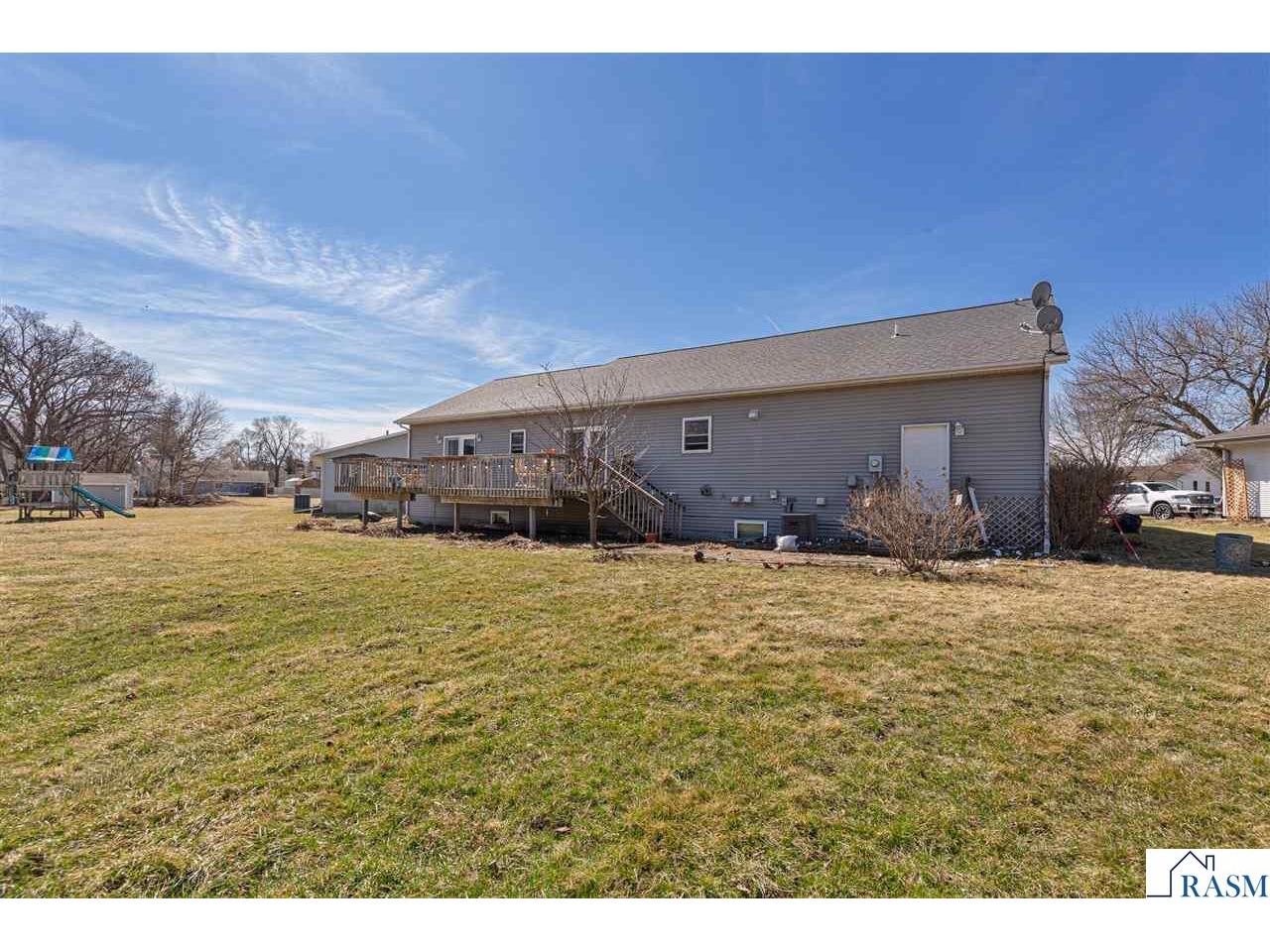 1010 N 5th Street Saint James MN 56081 7039828 image3