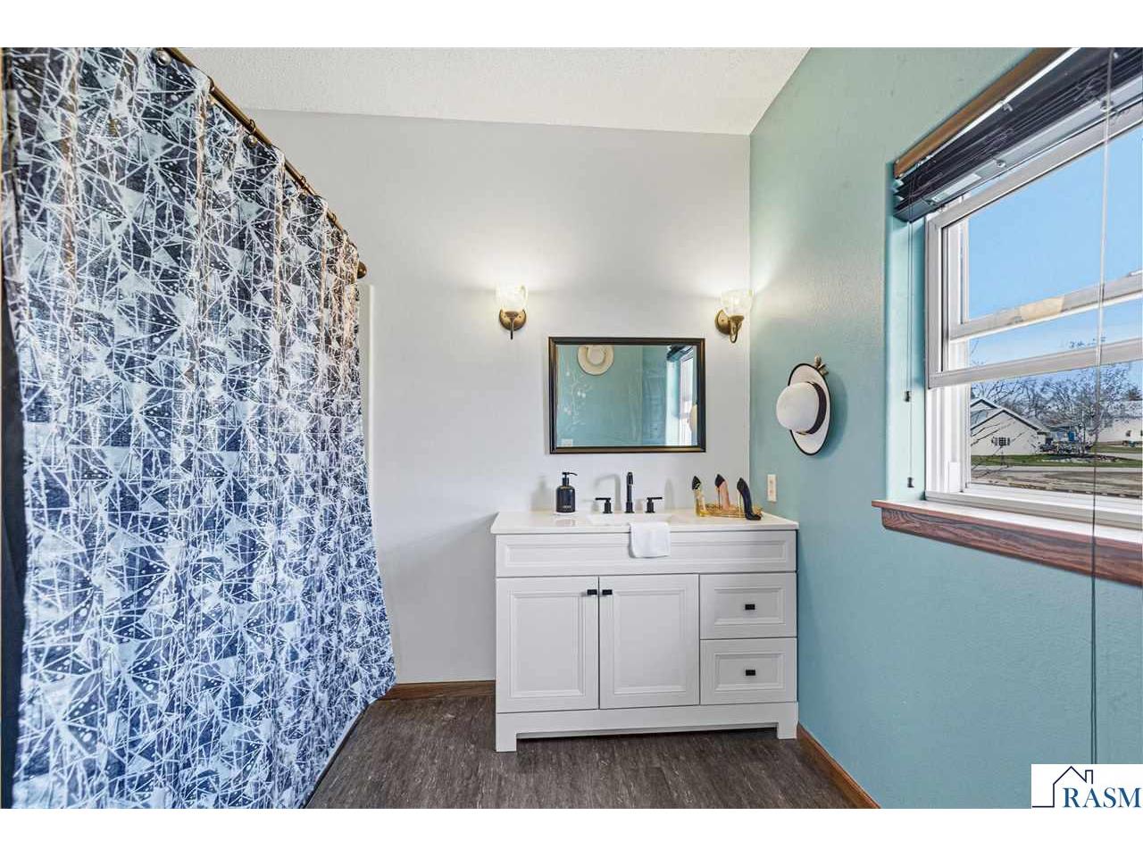 1010 N 5th Street Saint James MN 56081 7039828 image32
