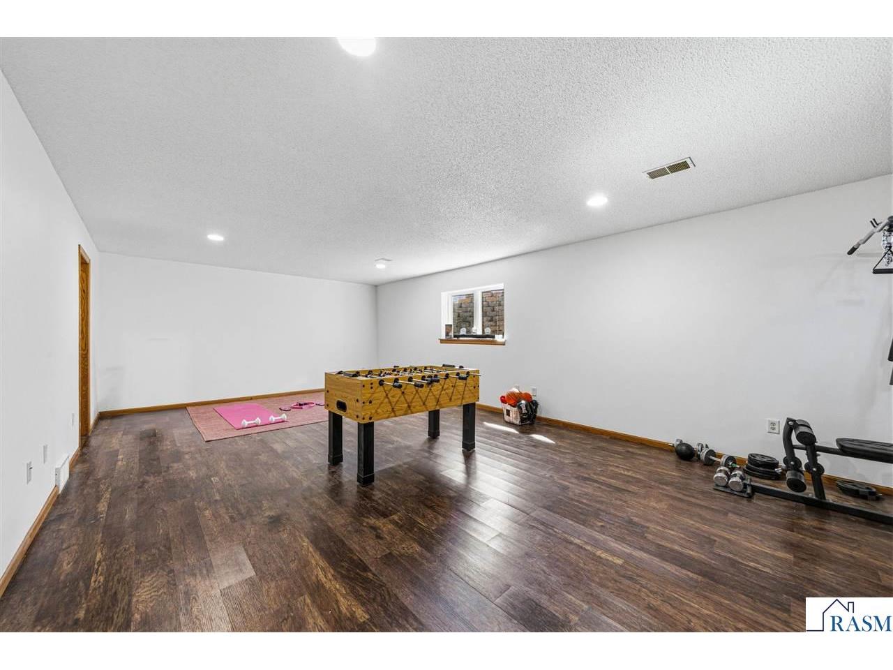 1010 N 5th Street Saint James MN 56081 7039828 image42