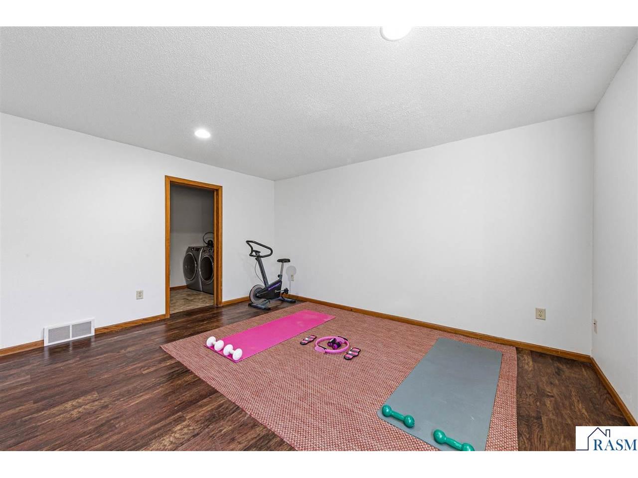 1010 N 5th Street Saint James MN 56081 7039828 image43