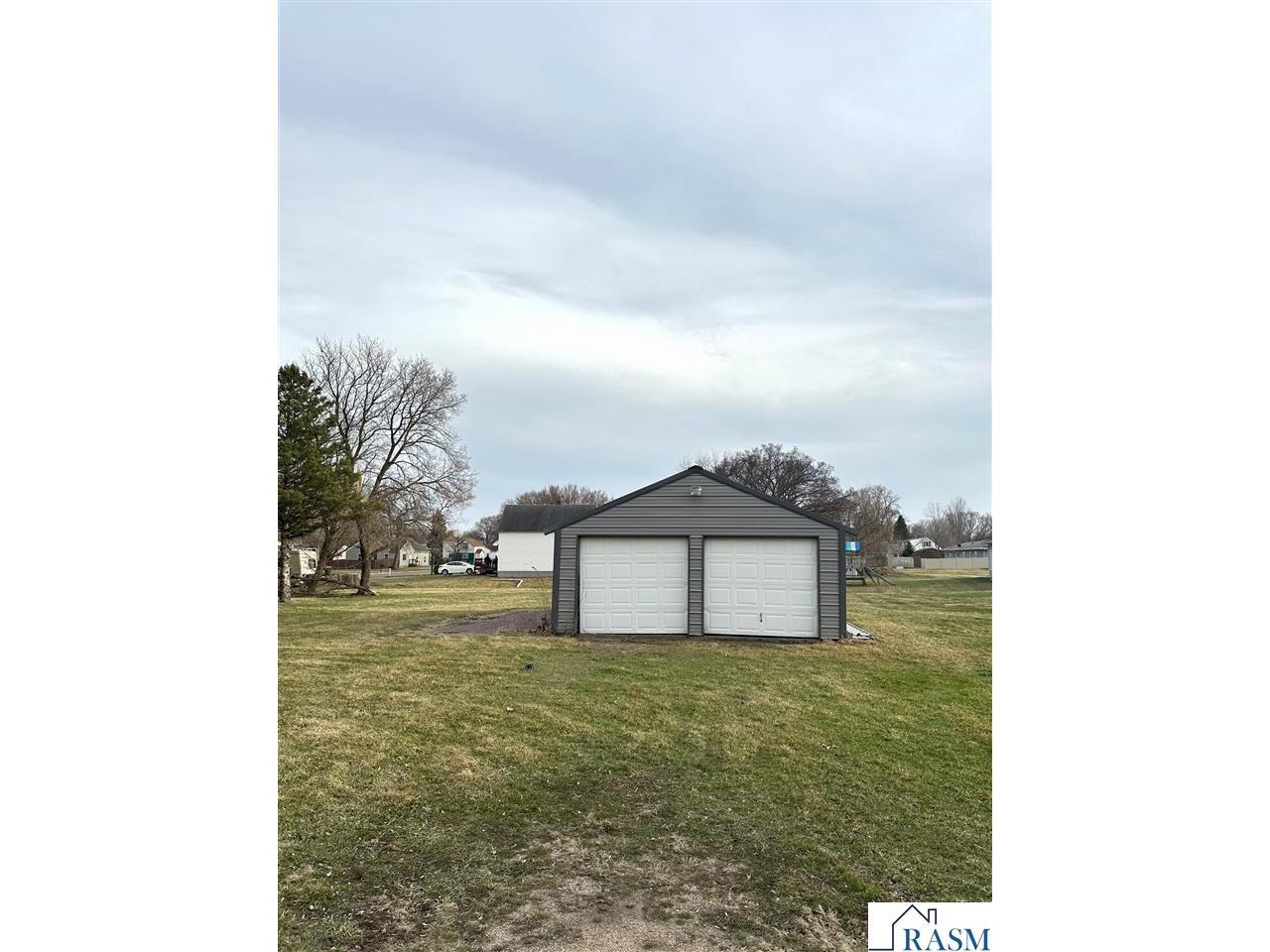 1010 N 5th Street Saint James MN 56081 7039828 image5