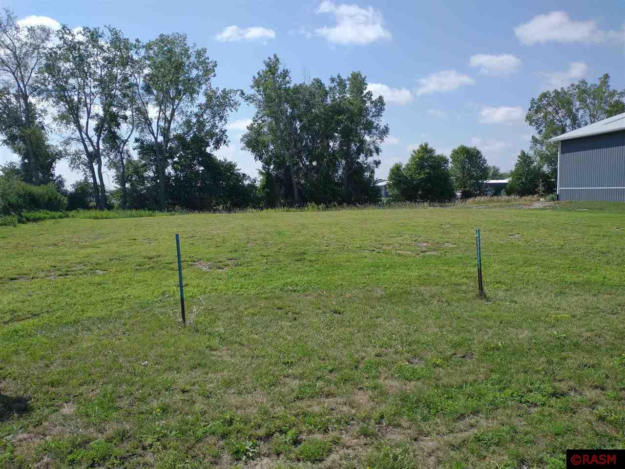 1011 NE Elm Street Sleepy Eye MN 56085 7033108 image1