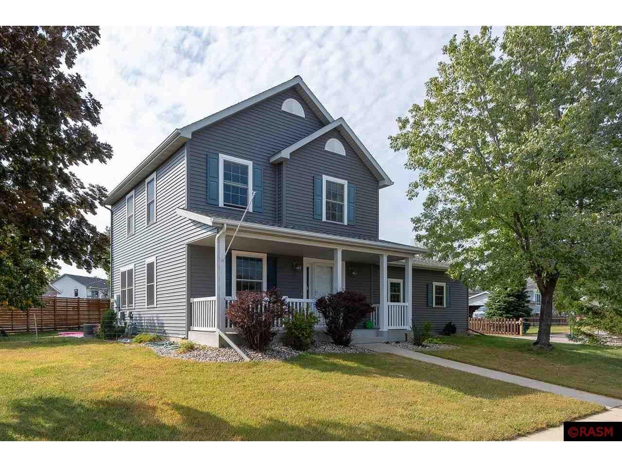 1012 Daniels Street Saint Peter MN 56082 7033350 image1
