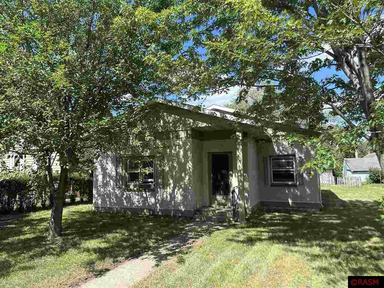 1015 S Broadway Street New Ulm MN 56073 7032781 image1