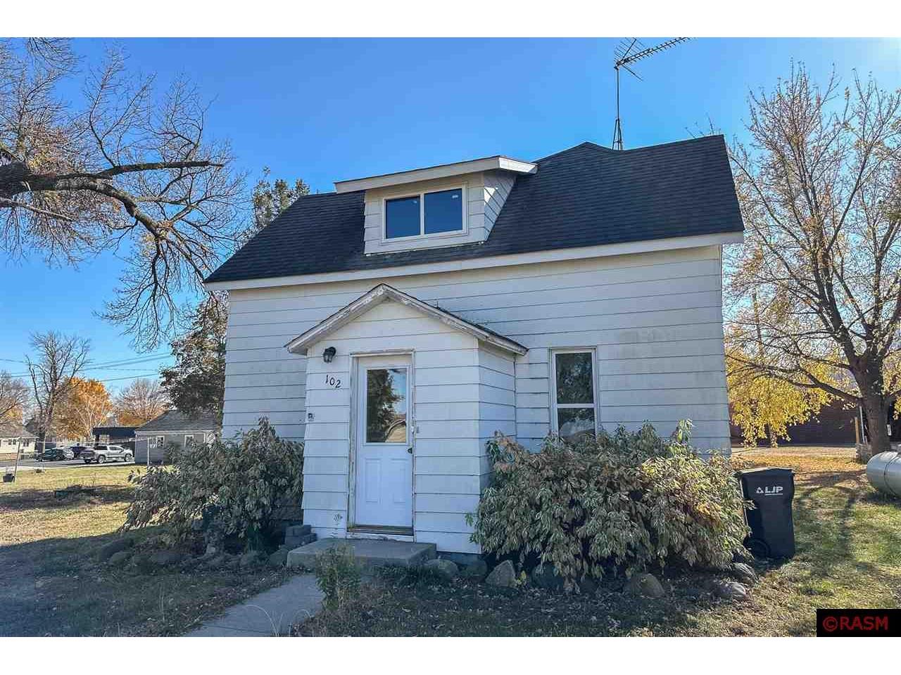 102 E Poplar Street Vernon Center MN 56090 7036281 image1