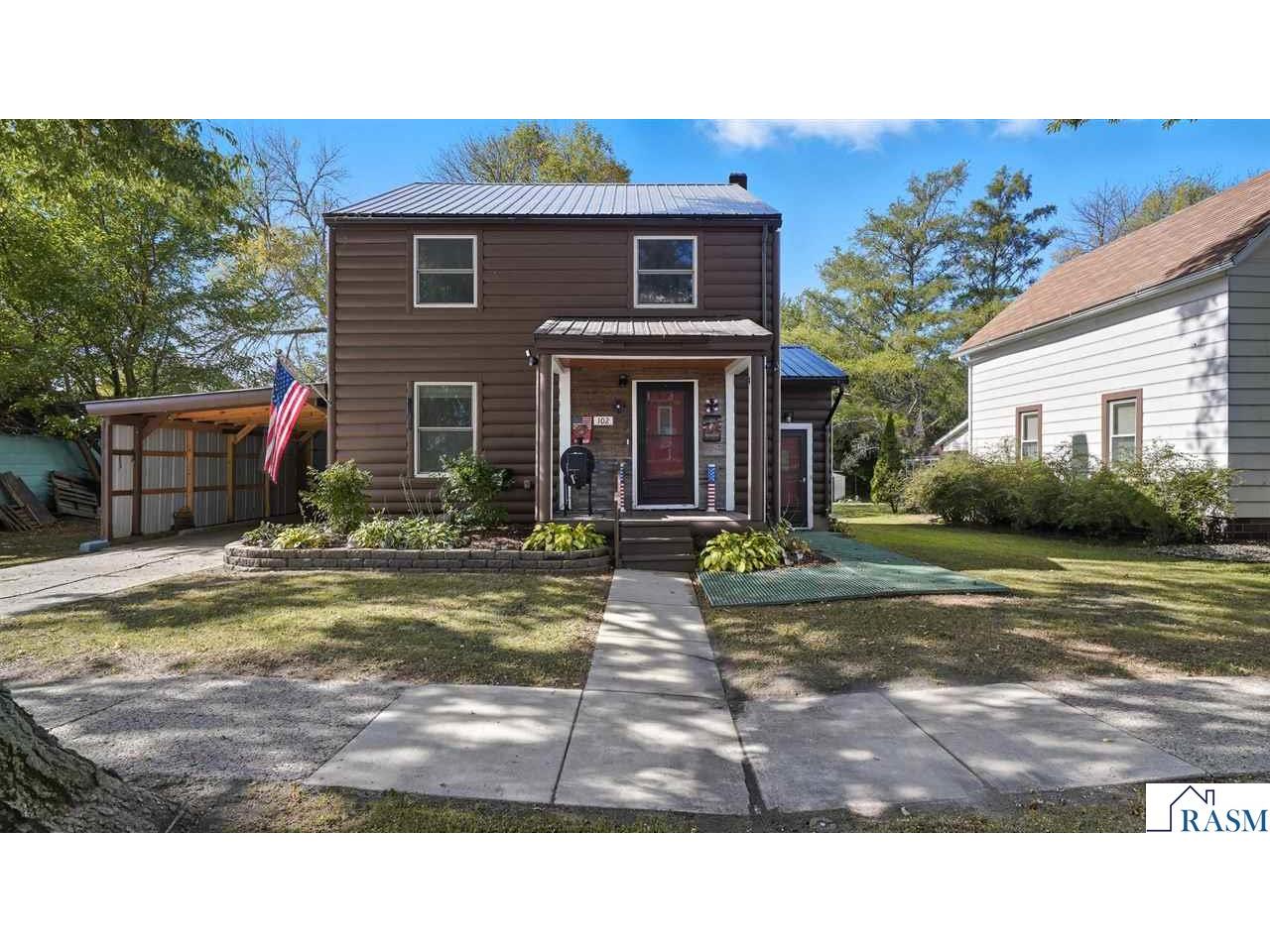 102 N School Street Delavan MN 56023 7038816 image1