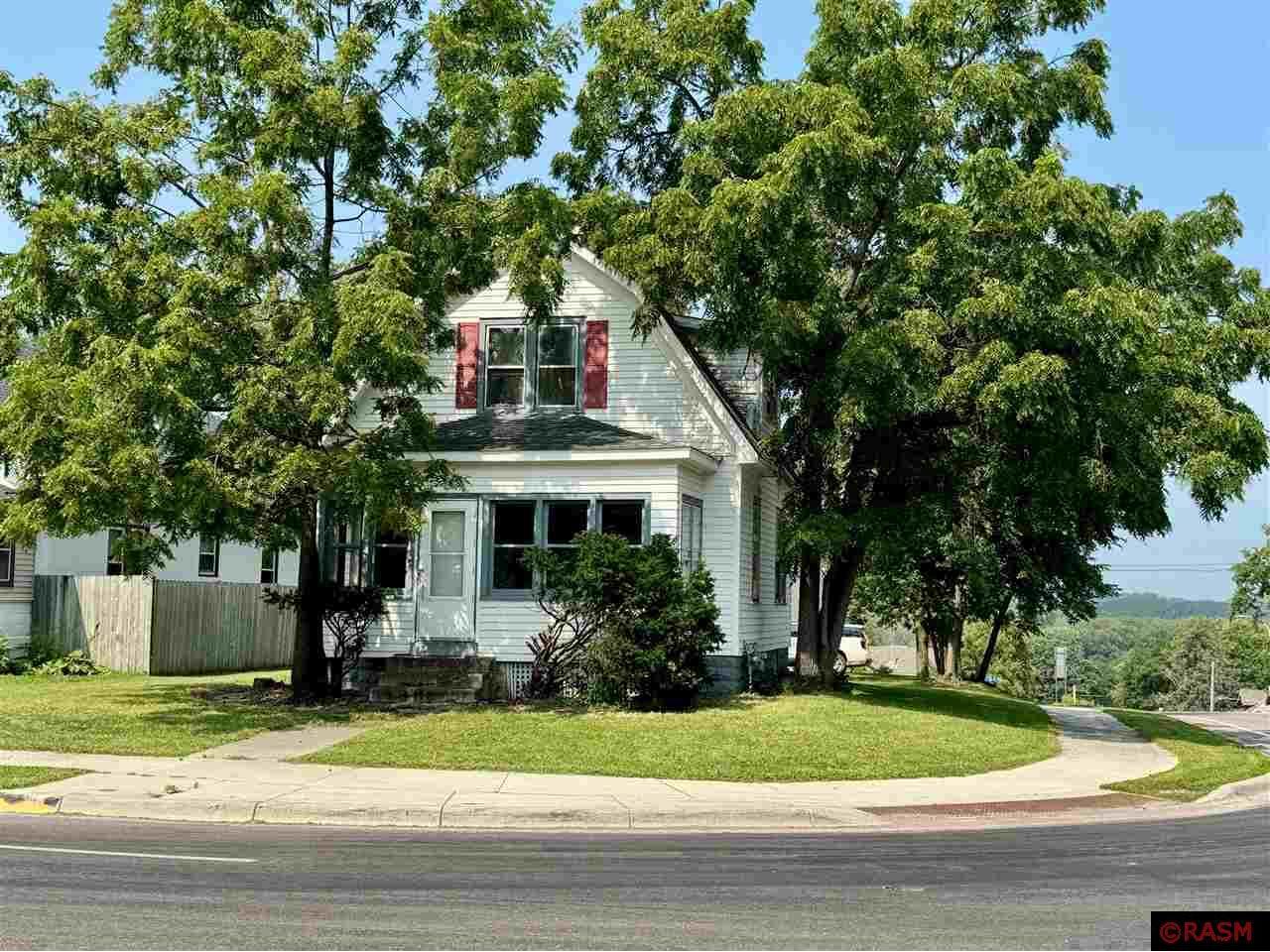 102 S 4th Street Le Sueur MN 56058 7035709 image1