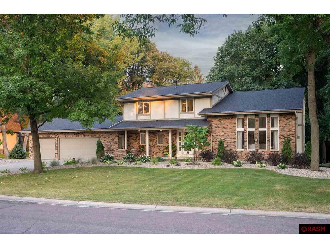 1020 Oak Terrace Drive, North Mankato, MN, 56003 MLS 7145788 Edina