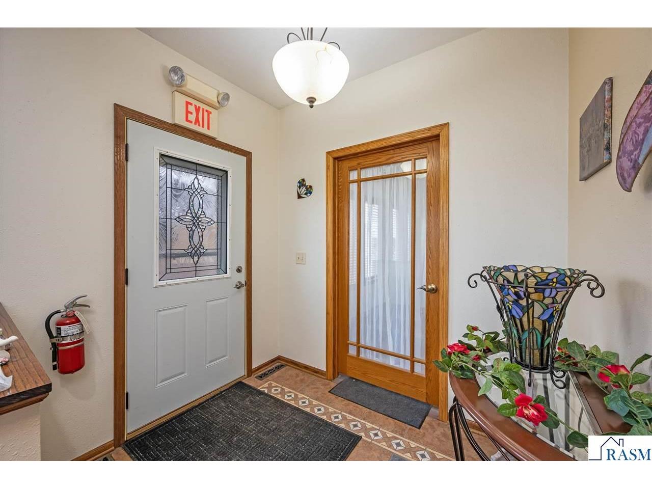 1023 S Front Street Mankato MN 55001 7040355 image8