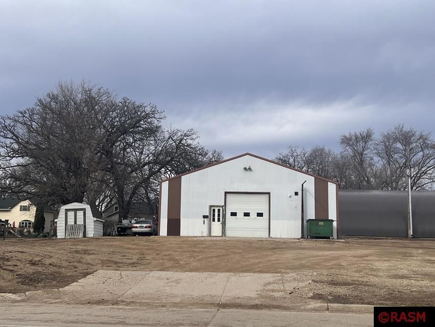 1025 E 7th Street Blue Earth MN 56013 7034337 image1