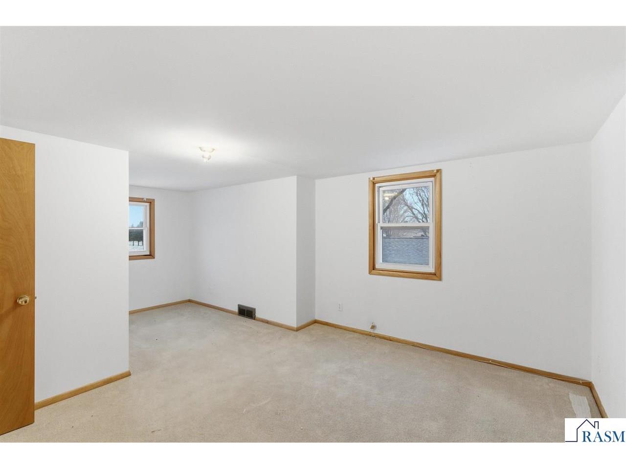 1025 S Seventh Street Saint James MN 56081 7039249 image24