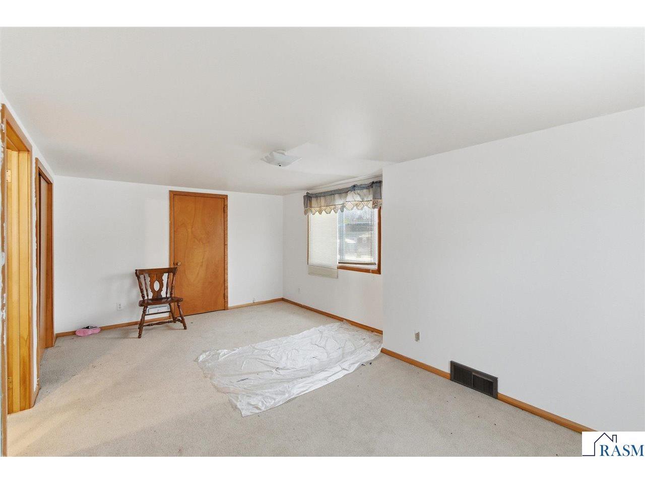 1025 S Seventh Street Saint James MN 56081 7039249 image26