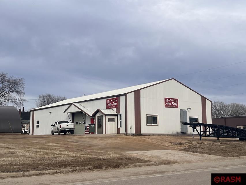 1027 E 7th Street Blue Earth MN 56013 7034338 image1