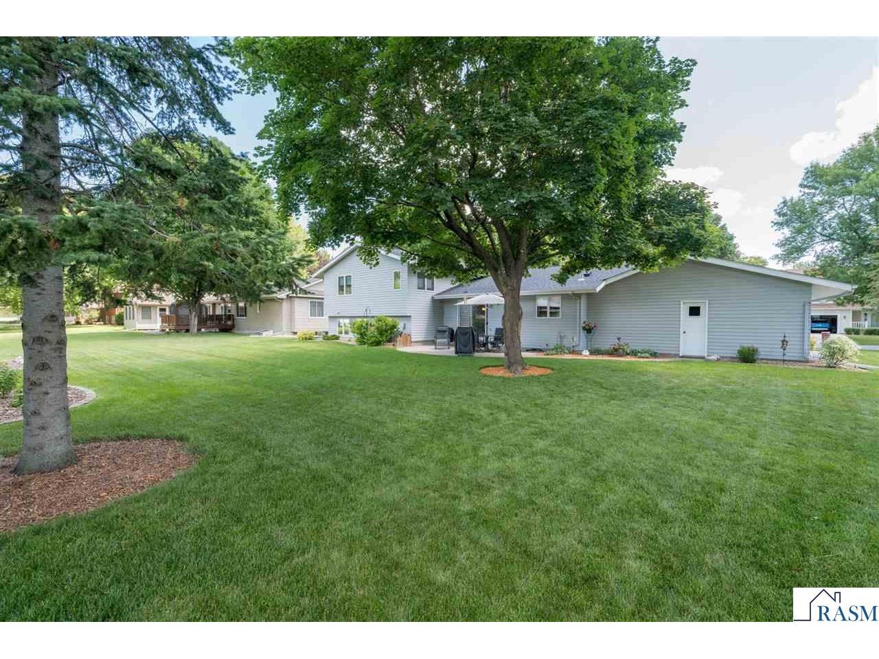 1028 Shady Oak Drive North Mankato MN 56003 267040821 image10