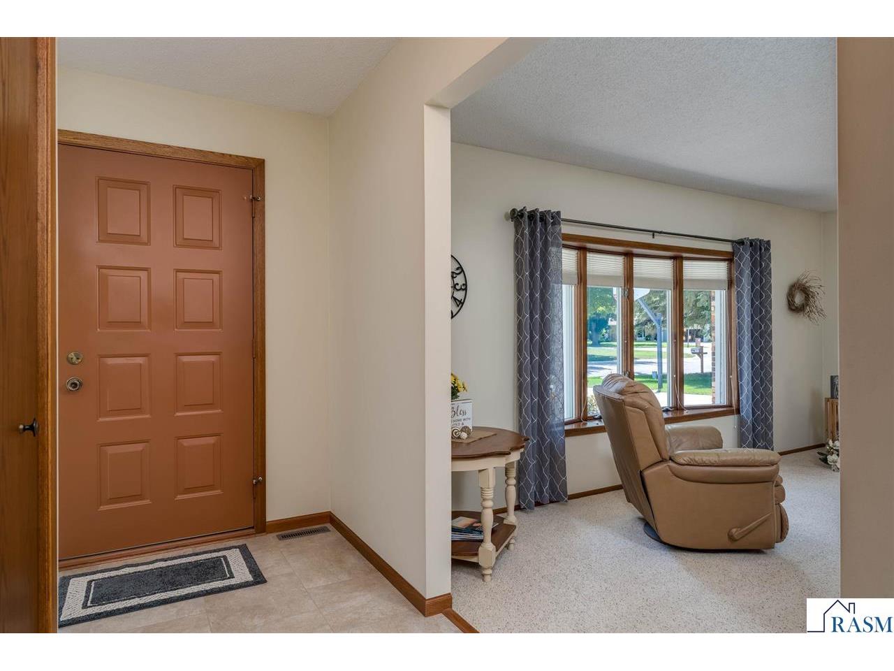 1028 Shady Oak Drive North Mankato MN 56003 267040821 image11