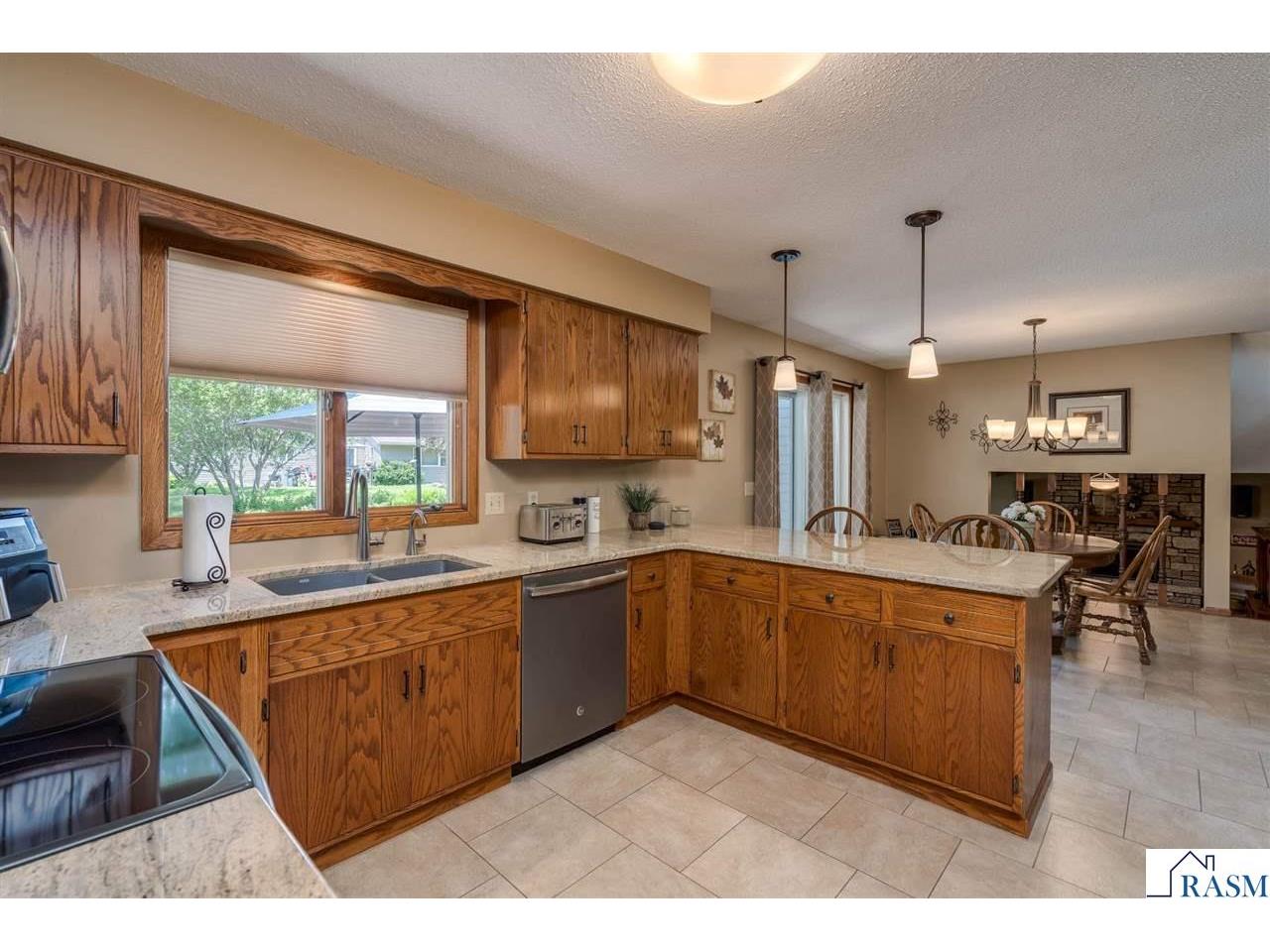 1028 Shady Oak Drive North Mankato MN 56003 267040821 image13