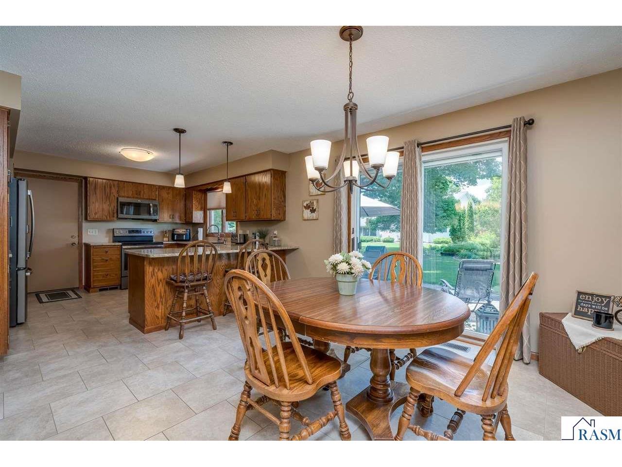 1028 Shady Oak Drive North Mankato MN 56003 267040821 image16