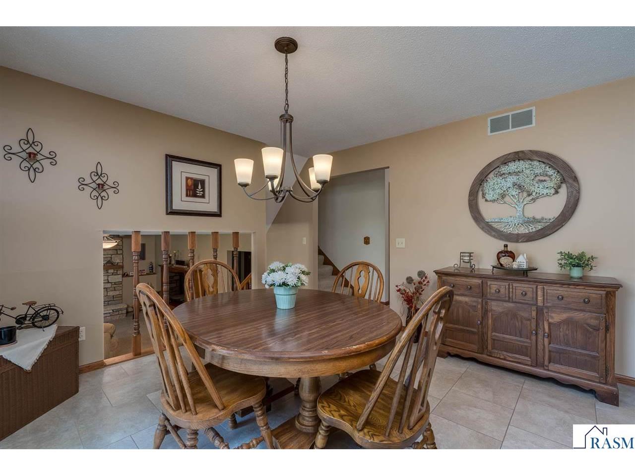1028 Shady Oak Drive North Mankato MN 56003 267040821 image17