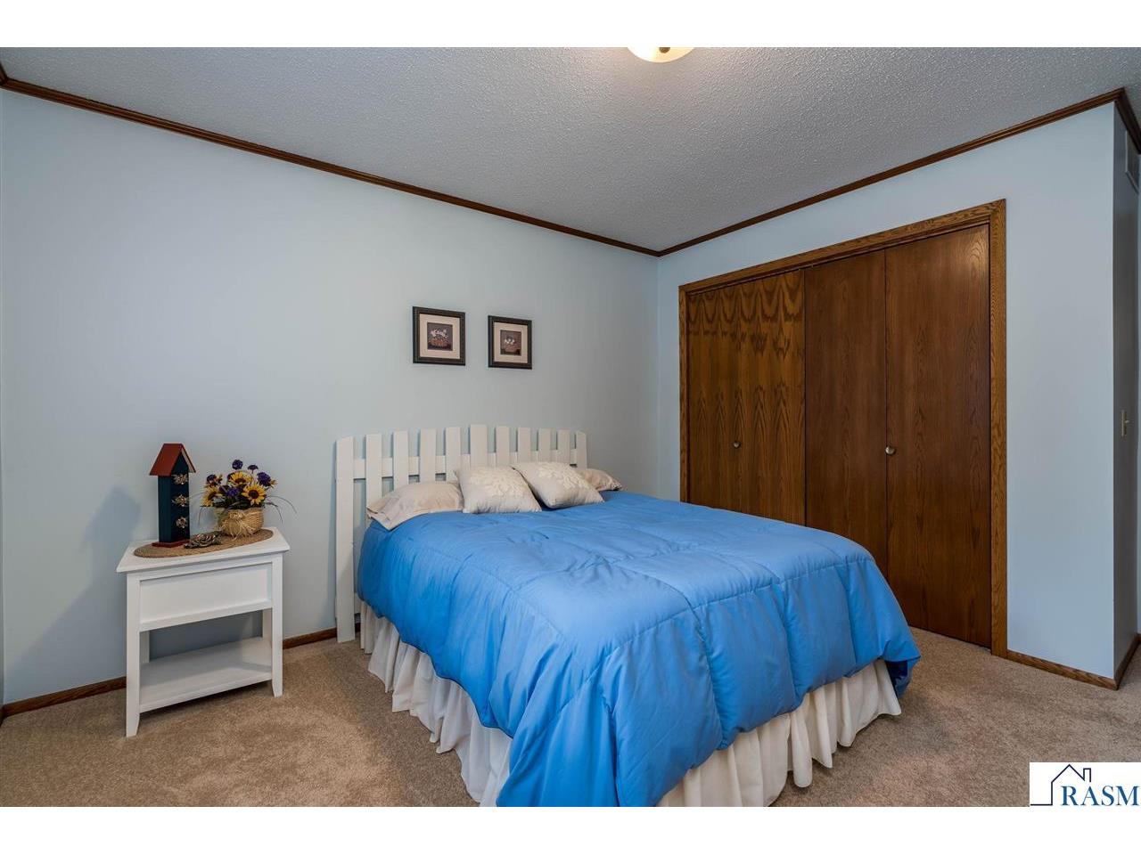 1028 Shady Oak Drive North Mankato MN 56003 267040821 image27