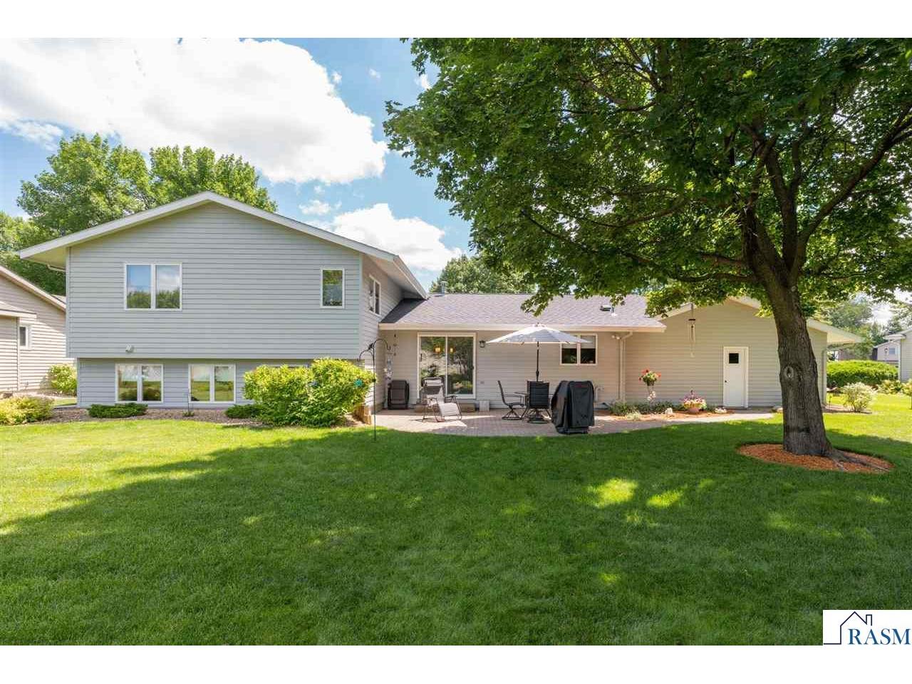1028 Shady Oak Drive North Mankato MN 56003 267040821 image3
