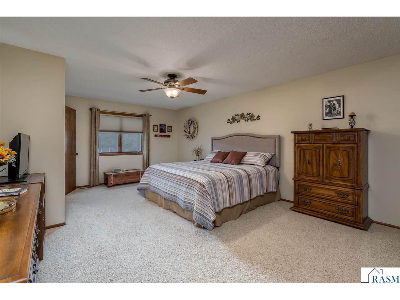 1028 Shady Oak Drive North Mankato MN 56003 267040821 image31