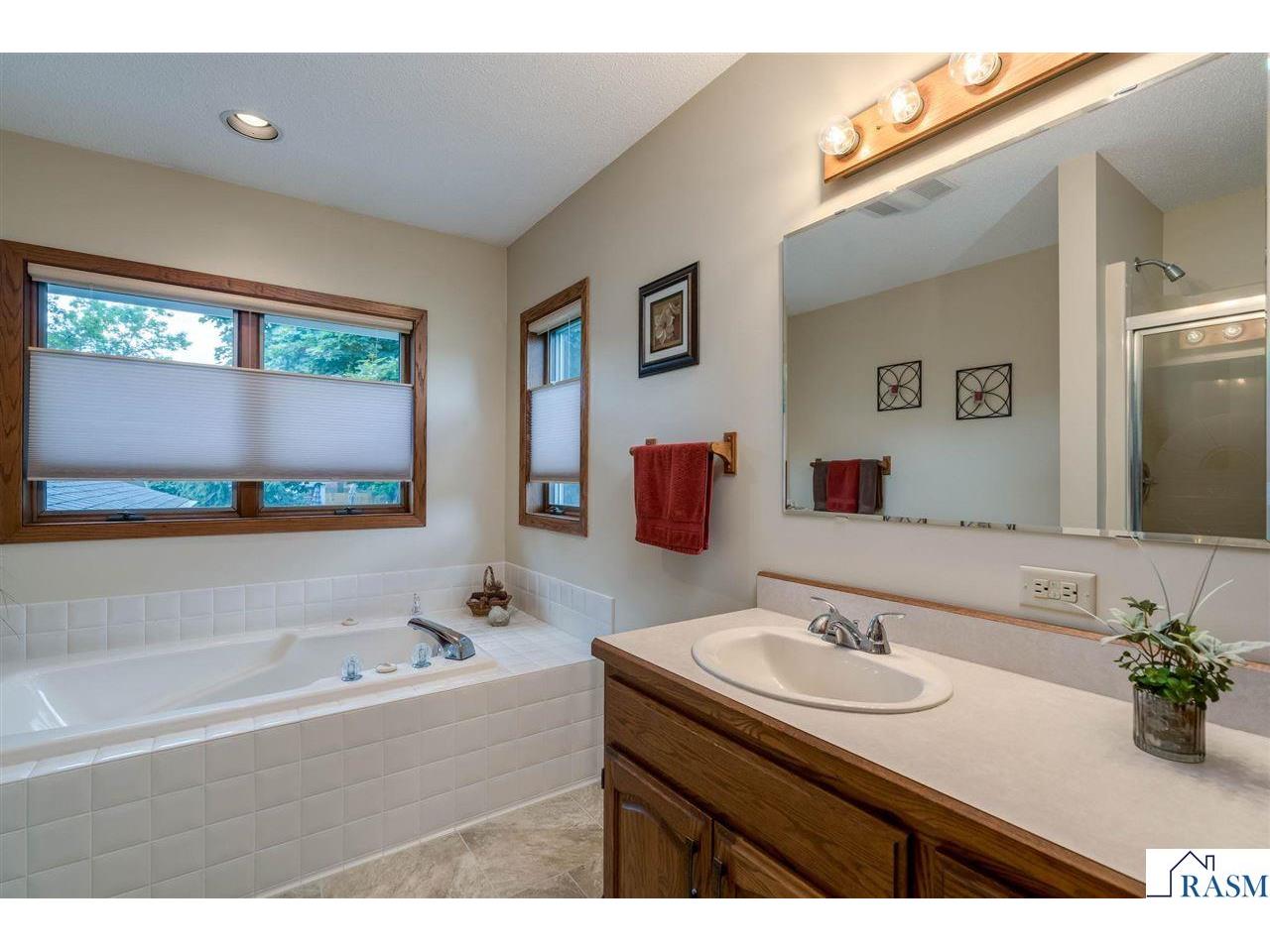 1028 Shady Oak Drive North Mankato MN 56003 267040821 image32