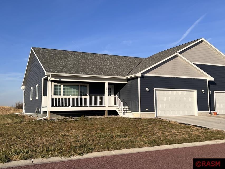 103 Bluestem Drive Blue Earth MN 56013 7031271 image1