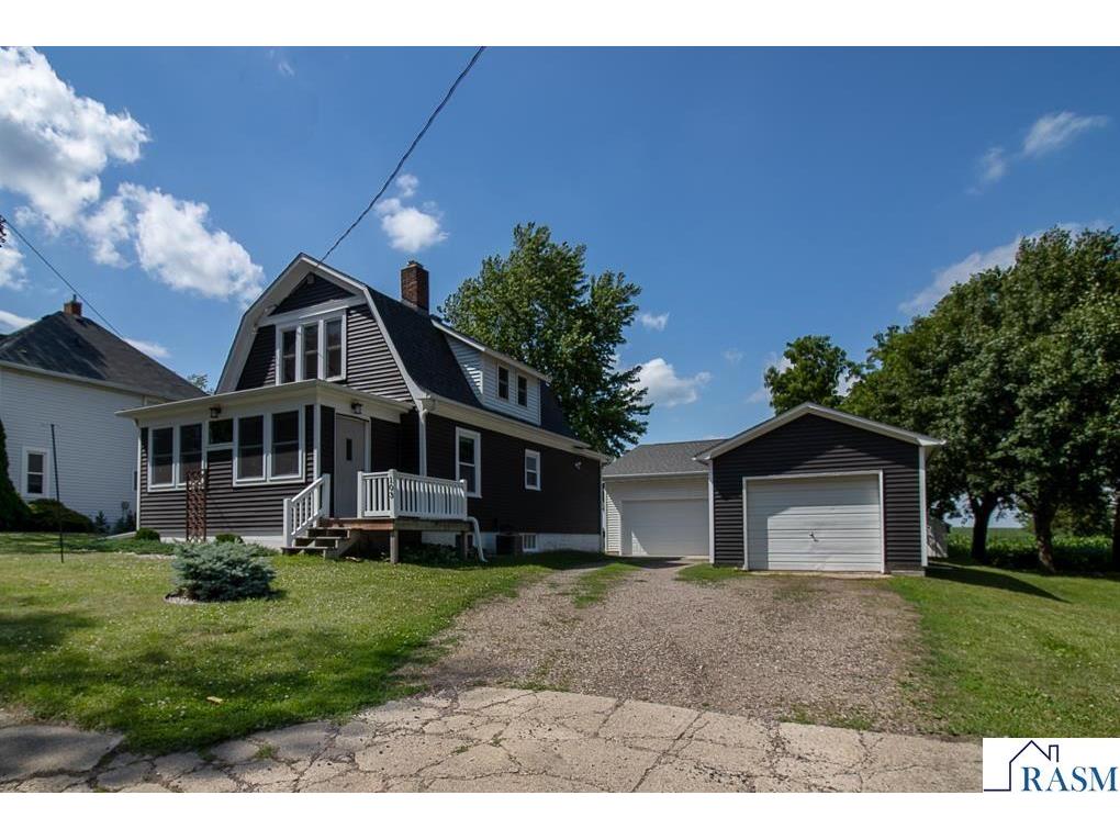 103 E 4th Street Hanska MN 56041 267040680 image1