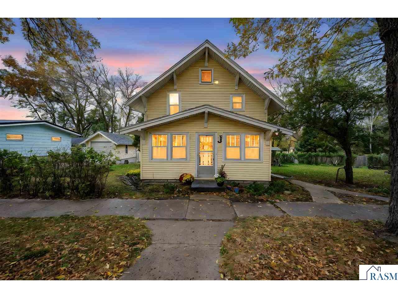 103 N Henry Street Elmore MN 56027 7038925 image1