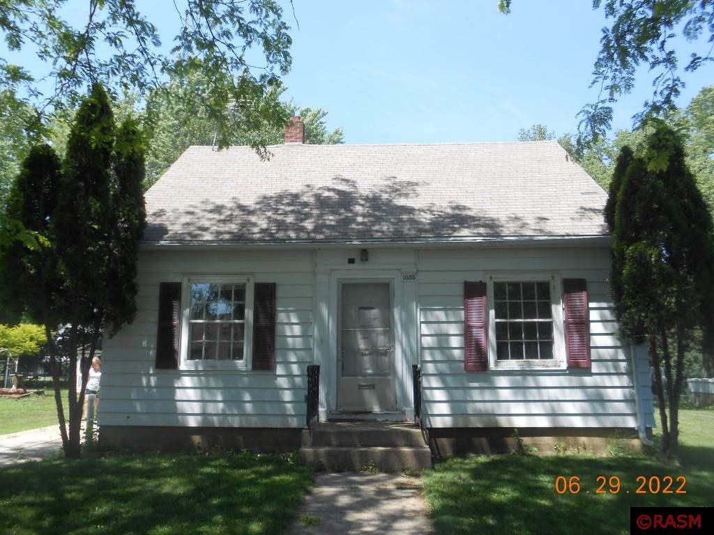 1035 S 4th Avenue, Saint James, MN, 56081 MLS 7030448 Edina Realty