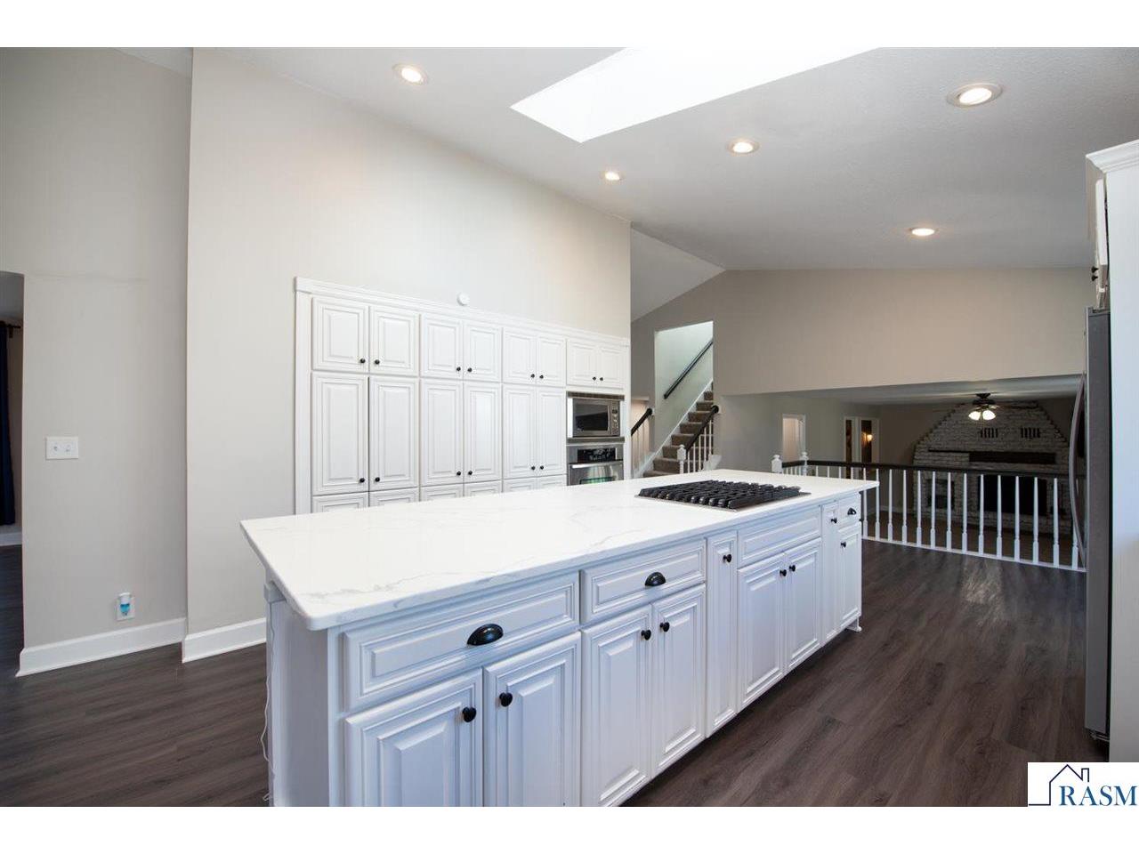 1037 Oak Terrace Drive North Mankato MN 56003 7039899 image7