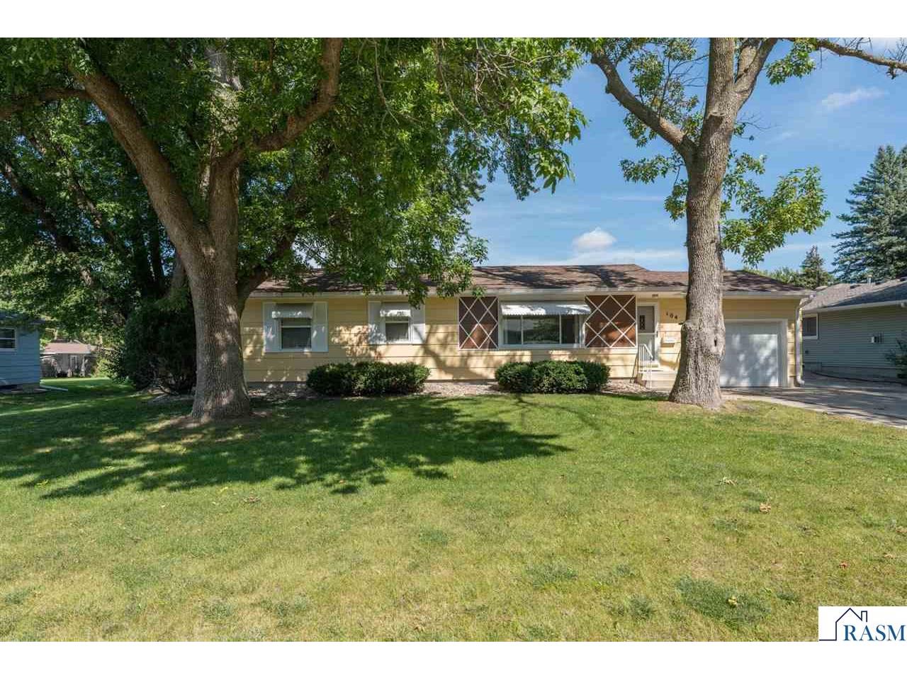 104 Blace Avenue Eagle Lake MN 56024 7038701 image1