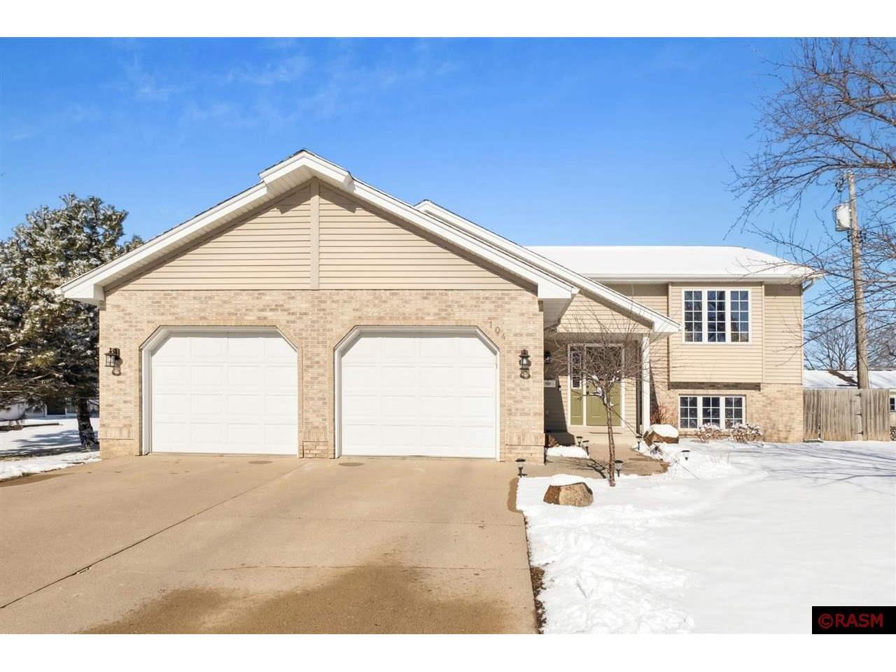 104 Maywood Avenue Eagle Lake MN 56024 7034294 image1