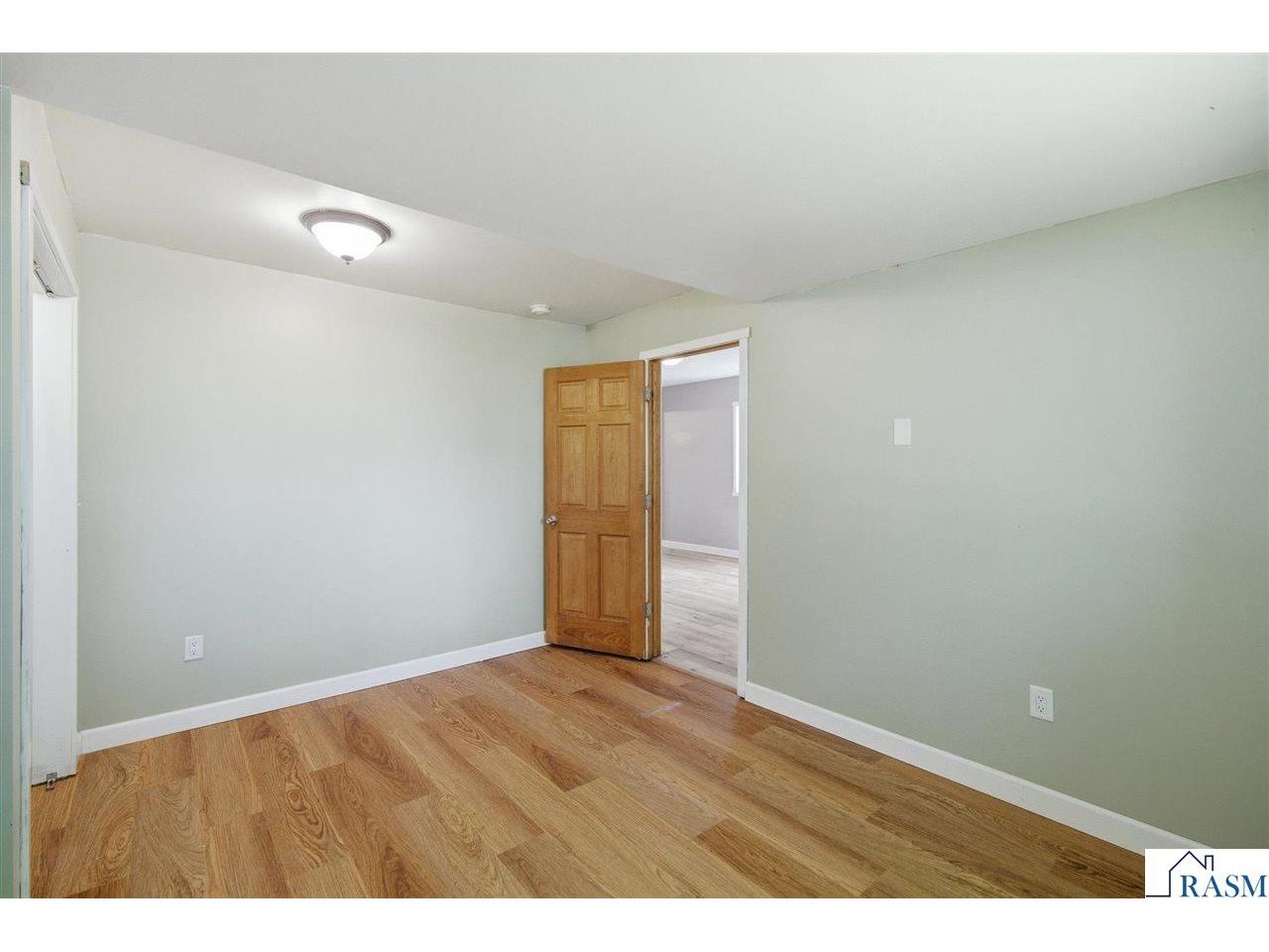 104 N Secor Street Bricelyn MN 56014 267040698 image10