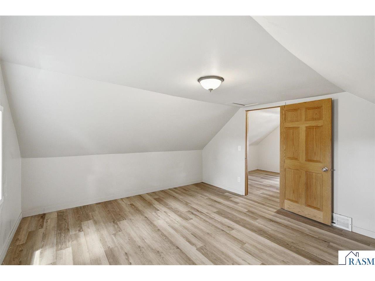 104 N Secor Street Bricelyn MN 56014 267040698 image14