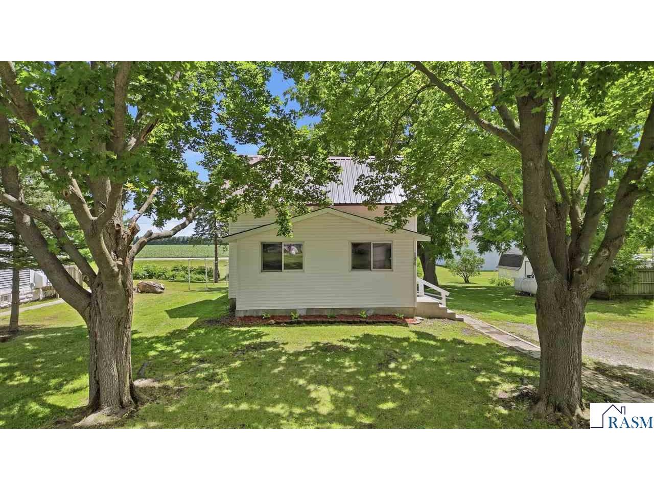 104 N Secor Street Bricelyn MN 56014 267040698 image18