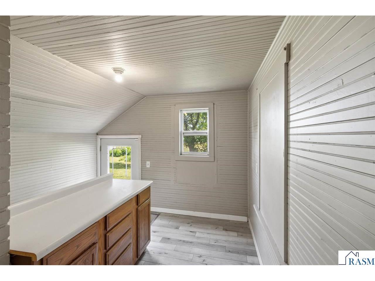 104 N Secor Street Bricelyn MN 56014 267040698 image4