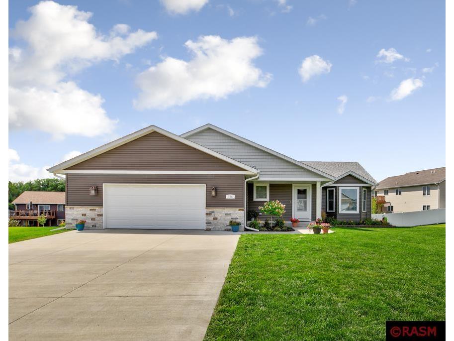 104 Oak Court Eagle Lake MN 56024 7033132 image1
