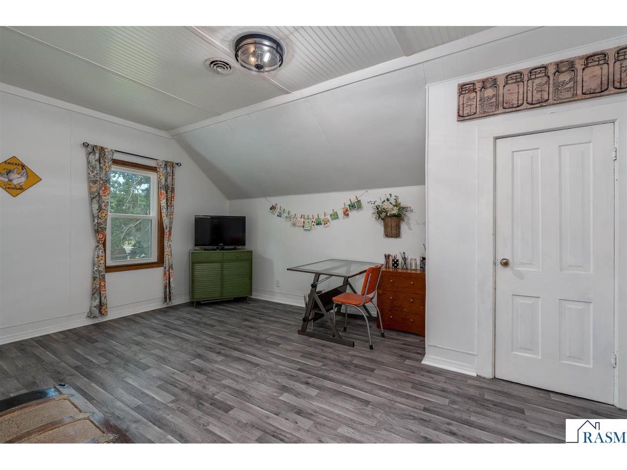 1041 Quincy Street North Mankato MN 56003 267040685 image12