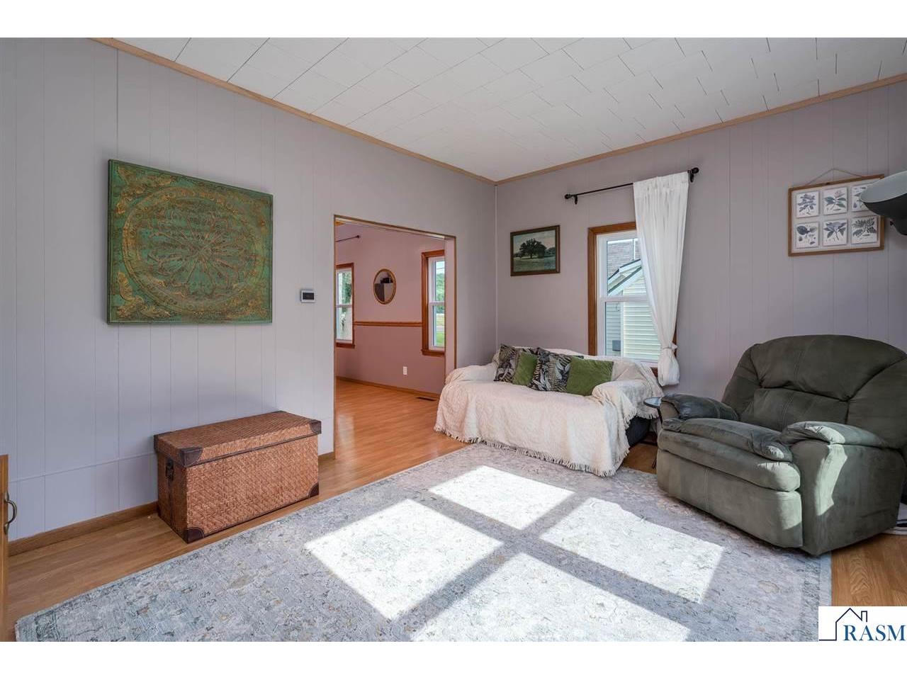 1041 Quincy Street North Mankato MN 56003 267040685 image7