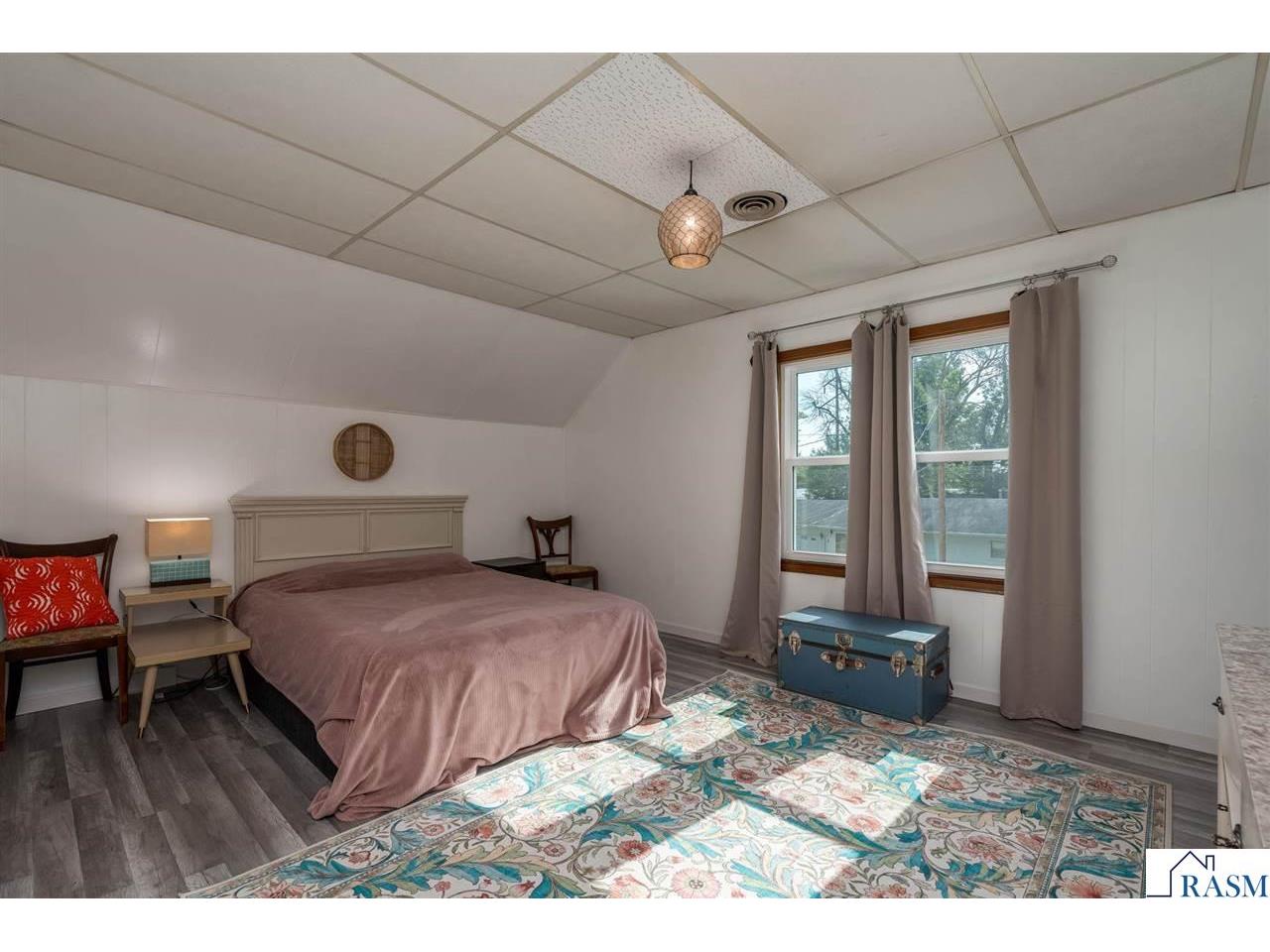 1041 Quincy Street North Mankato MN 56003 267040685 image9